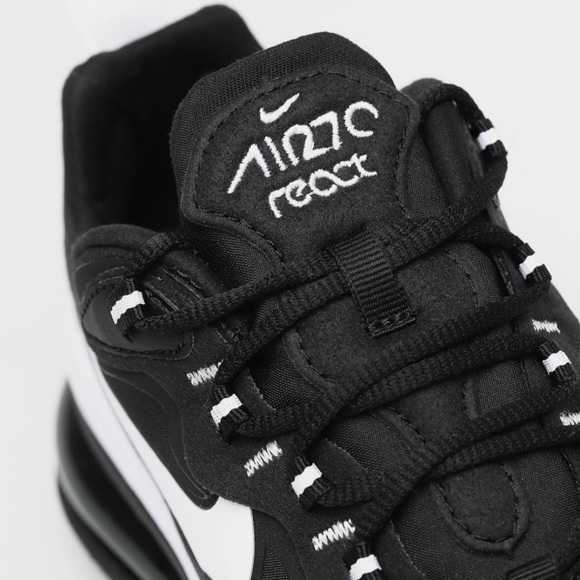 Nike Women’s Air Max 270 React - Picture 8 of 12